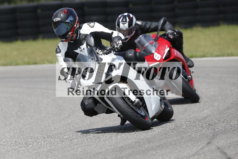 /27 12.06.2025 Ducati Schweiz Trackday Warmup  ADR/blau-bleu/41
